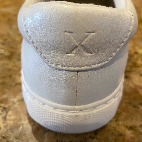 Express Shoes Mens Comfort Sneakers White Faux Leather Lace Up Low Top Size 9.5 - Picture 10 of 12